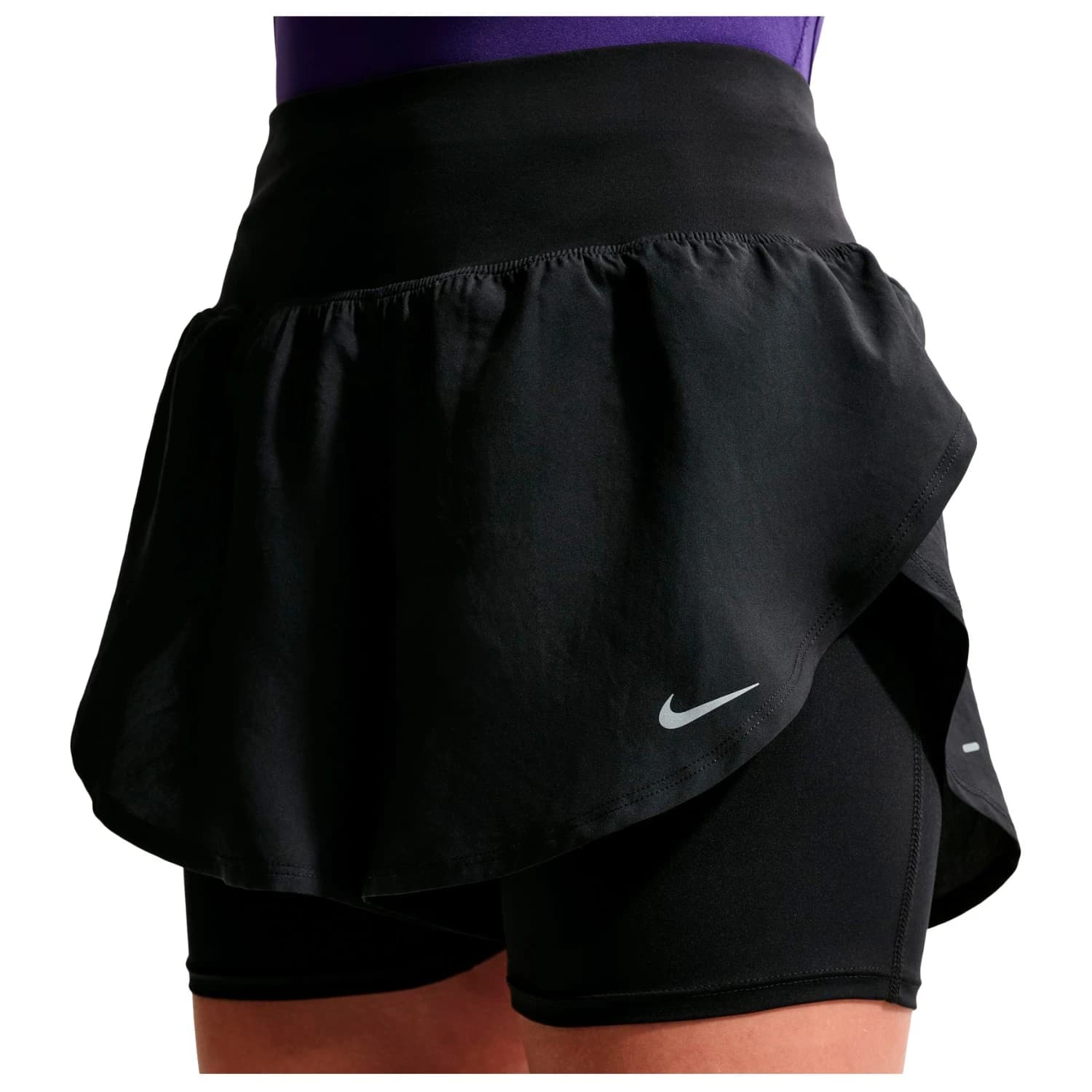 Дамски шорти за бягане Nike Women's Flow Dri Fit High Rise 2in1 Short Running shorts - Black / Black / Reflective Silver