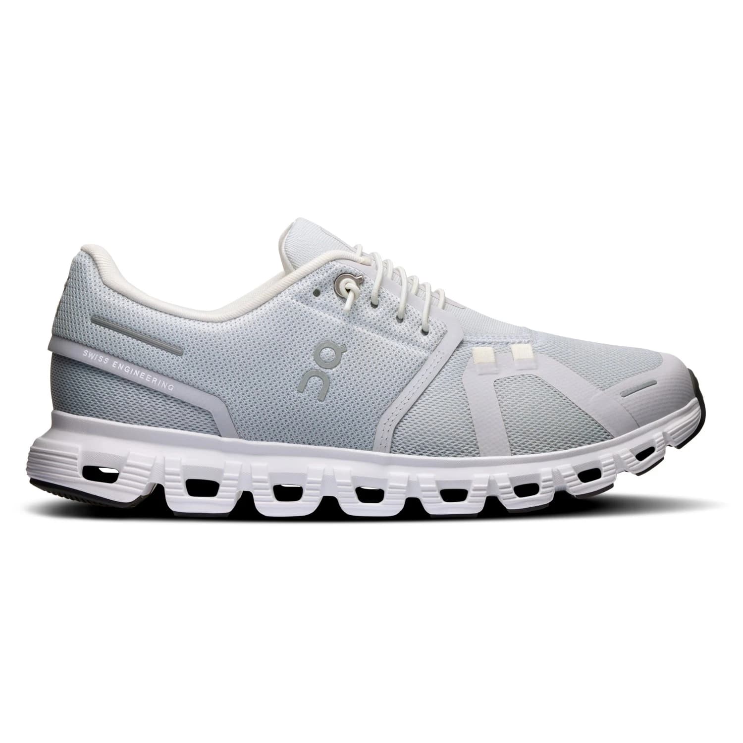 Дамски маратонки On Women's Cloud 6 Sneakers - Glacier / White
