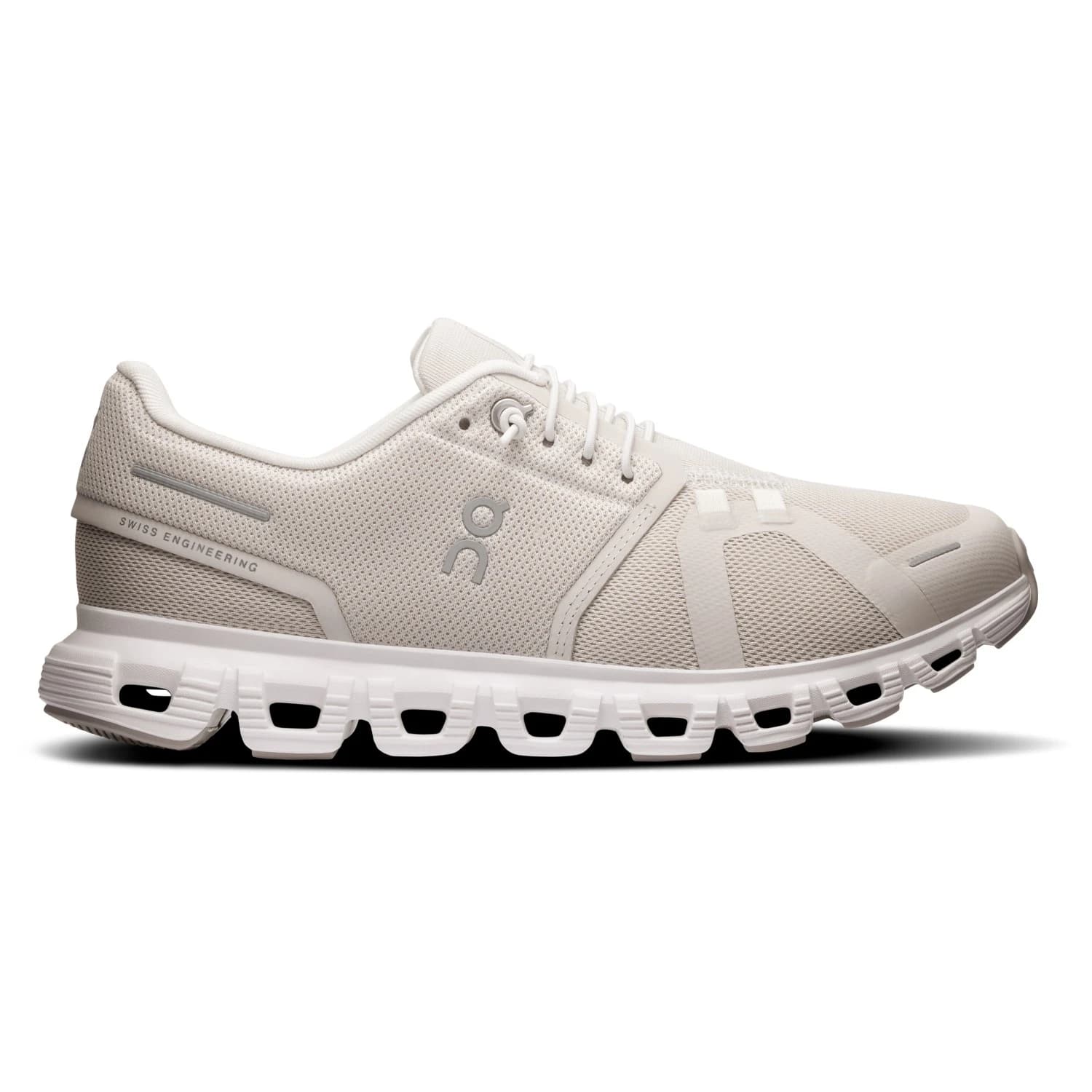 Дамски маратонки On Women's Cloud 6 Wide Sneakers - Pearl / White