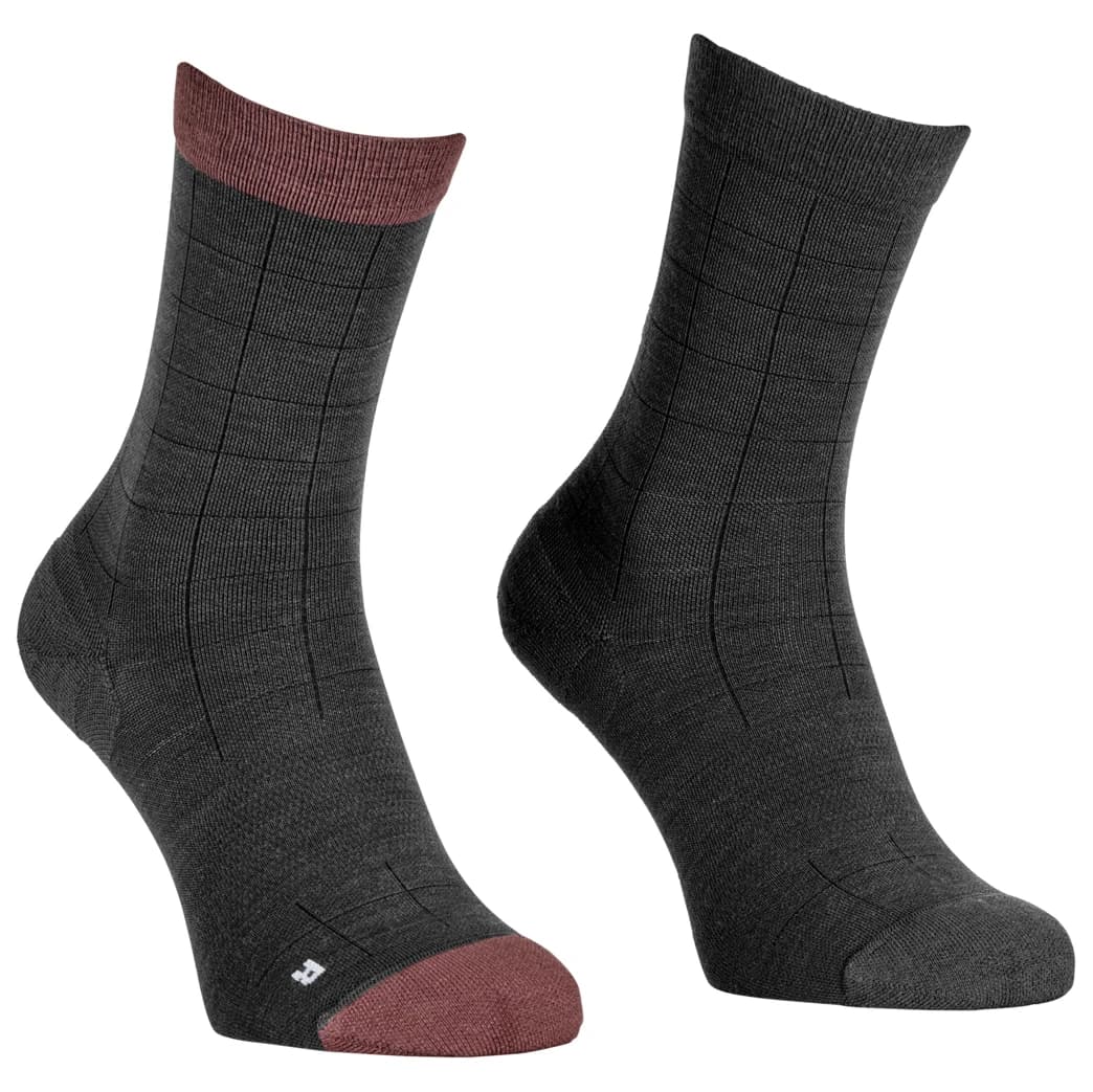 Дамски чорапи за колоездене Ortovox Women's MTB Mid Light Sock Cycling socks - Black Raven