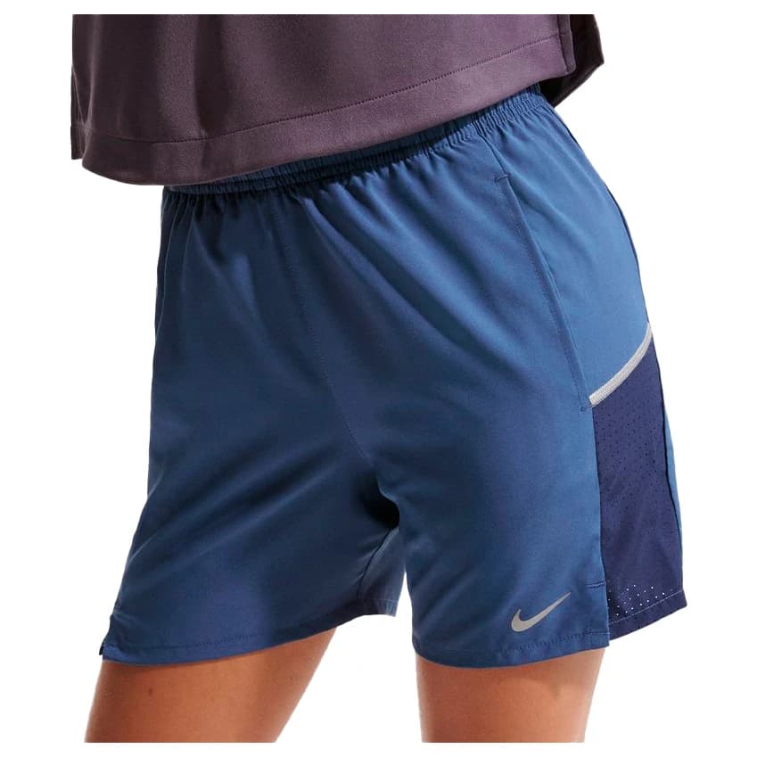Детски къси панталони Nike Kid's Miler Dri-FIT Training Shorts - Mystic Navy / Reflective Silver