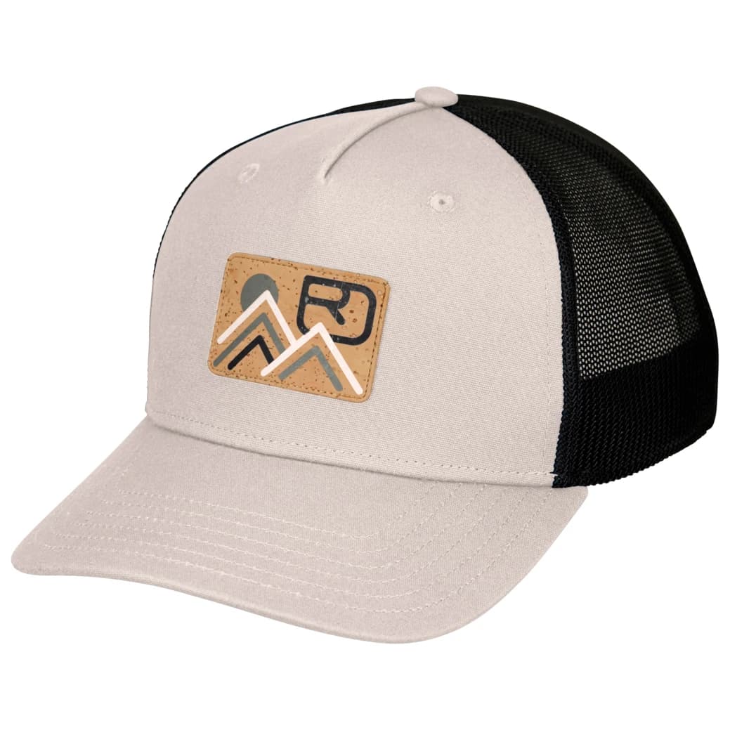 Шапка с козирка Ortovox Corky Trucker Cap - White Tea