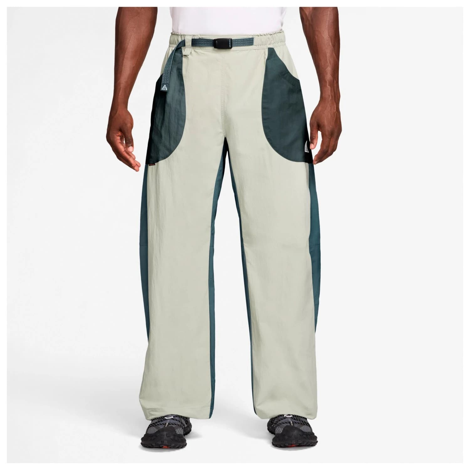 Мъжки анцунг долнище Nike ACG Dolomiti UV Pants Tracksuit trousers - Sea Glass / Mineral Slate / Summit White