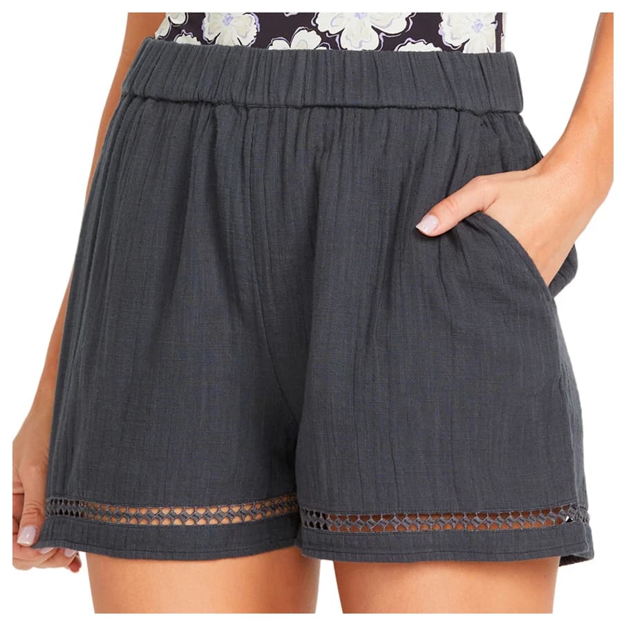 Дамски къси панталони Billabong Women's Summers End Short Shorts - Black Sands