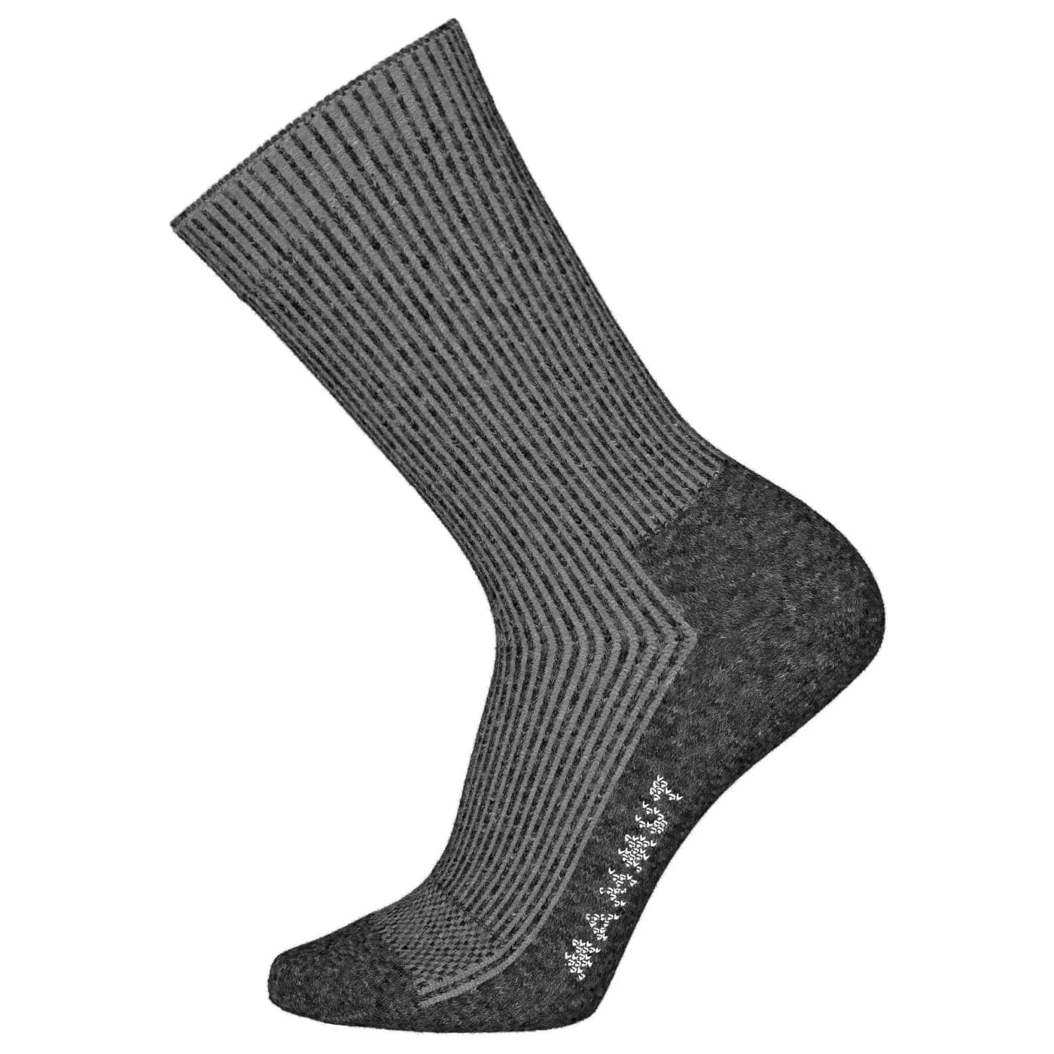 Туристически чорапи Mammut Hiking Full Cushion Crew Walking socks - Black / White