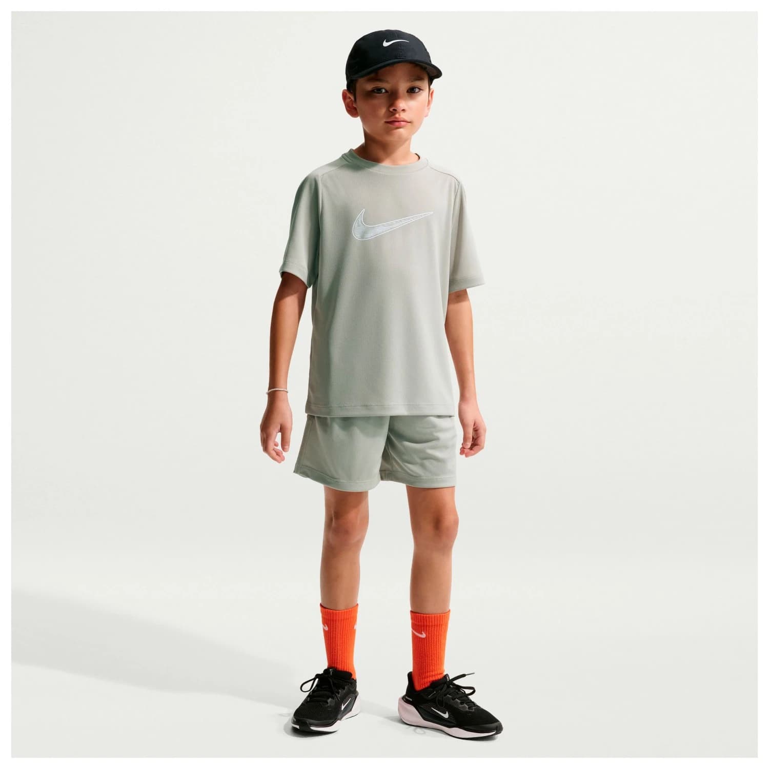 Детска спортна тениска Nike Boy's Multi Big Kids Dri-Fit S/S Training Top Sport shirt - Spruce Fog / White
