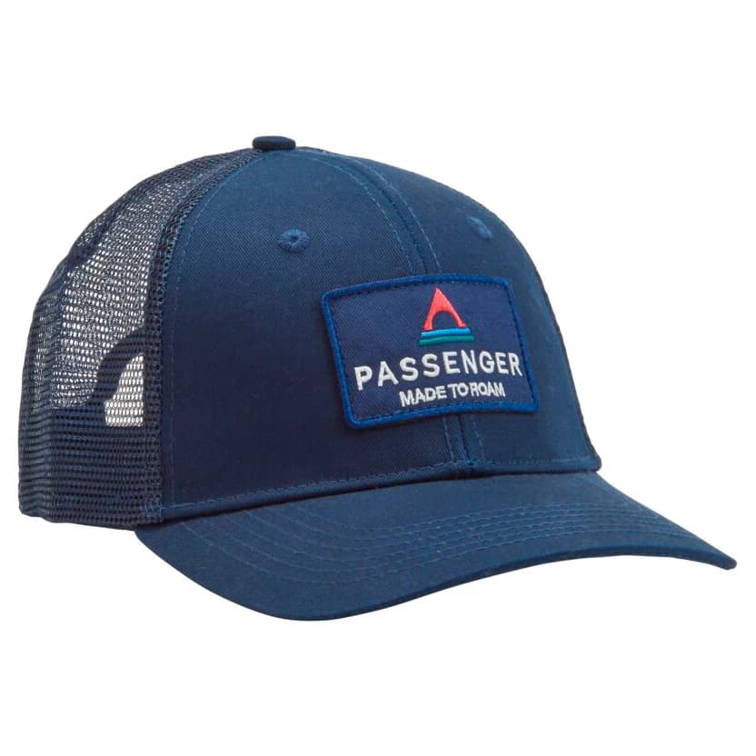 Шапка с козирка Passenger Core Organic Cotton Trucker Cap - Rich Navy